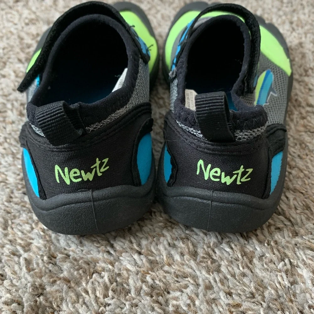 Newtz water shoes size 2 - 3 blue green shark outdoors beach river lake swimming